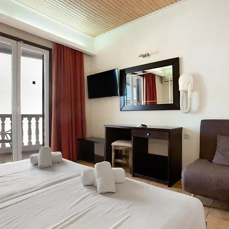 Paradise 2 Zakynthos Town